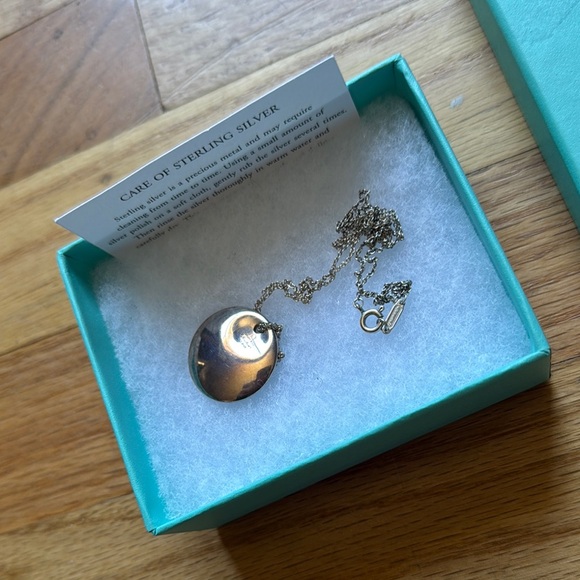 Tiffany & Co. Silver Necklace Timeless Elegance - Picture 3 of 9